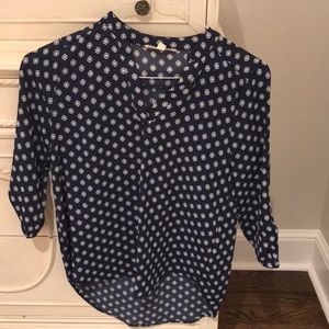 patterned loose fitting long sleeve